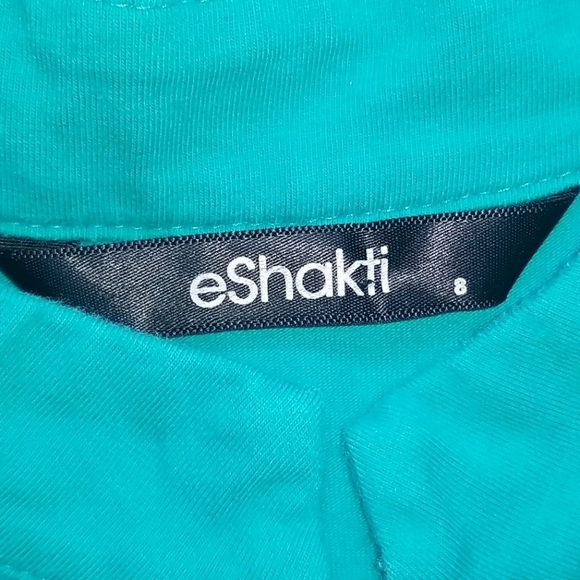 Eshakti Green Fit & Flare Short Collar Front Zip Dress w Detail at Waistline - Picture 3 of 12